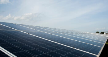 3 bonnes raisons d’installer des panneaux solaires chez soi 3 bonnes raisons d’installer des panneaux solaires chez soi