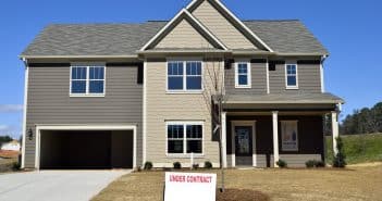 Vente d’une maison : pourquoi contacter une agence spécialisée ?