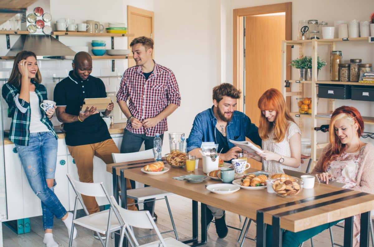 Coliving et coworking la nouvelle ère du travail et de la vie 