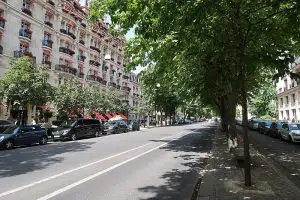 L'avenue Montaigne au coeur du 8ème arrondissement